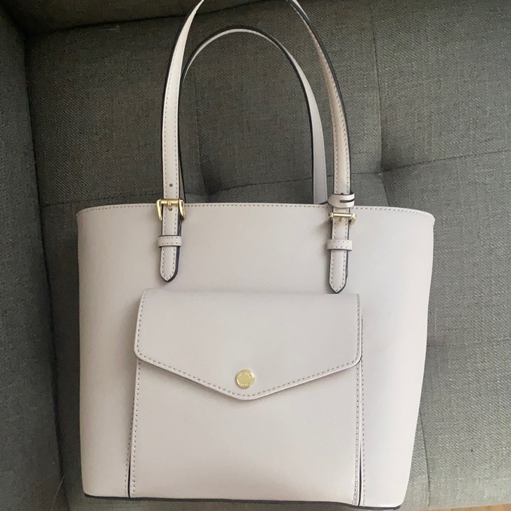 Micheal Kors purse